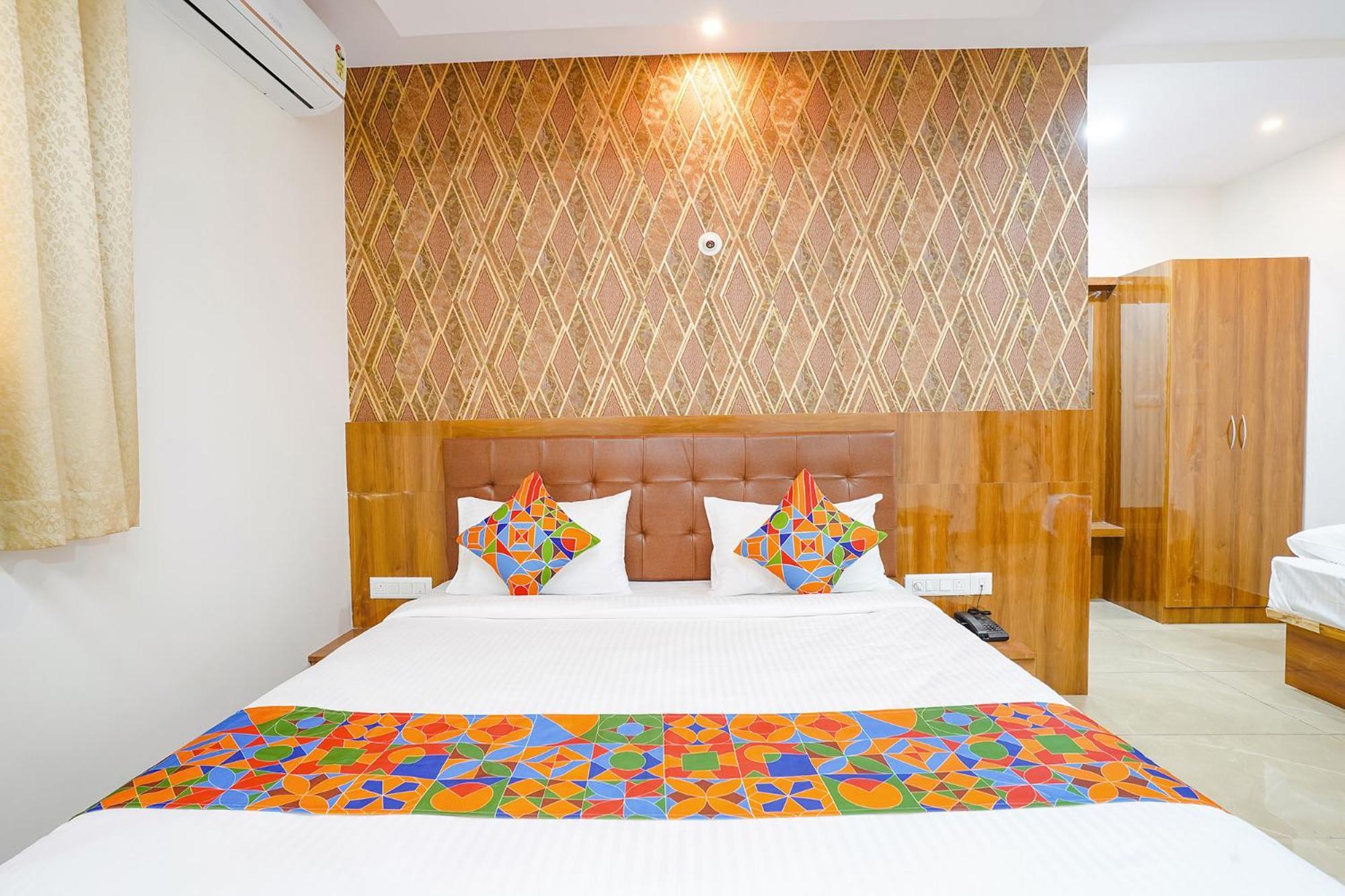 Fabhotel Platinum Palace - Nr Magadi Main Road Bangalore Eksteriør bilde