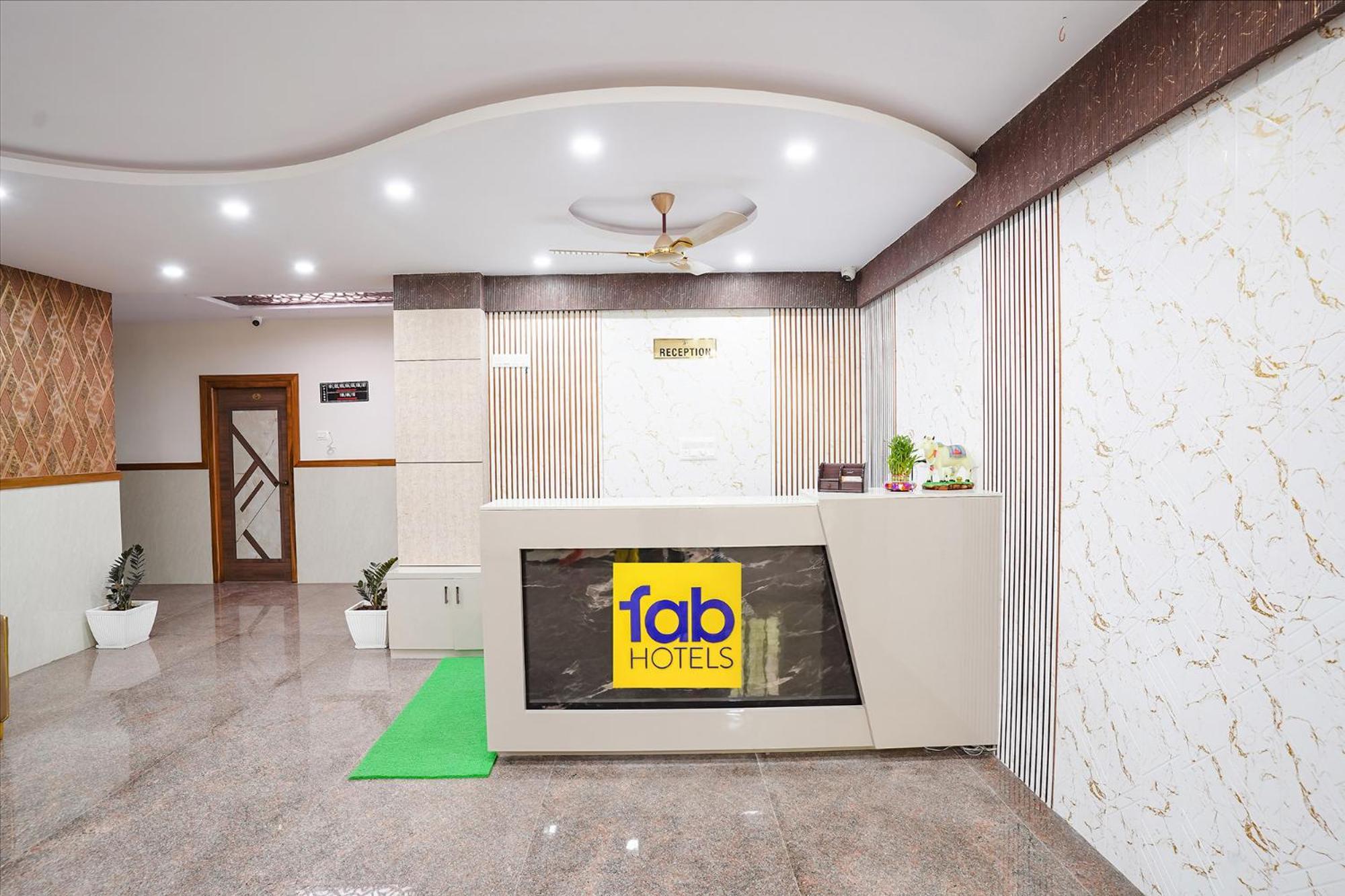 Fabhotel Platinum Palace - Nr Magadi Main Road Bangalore Eksteriør bilde