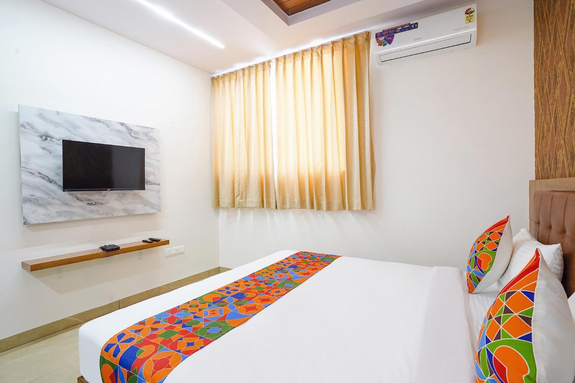 Fabhotel Platinum Palace - Nr Magadi Main Road Bangalore Eksteriør bilde